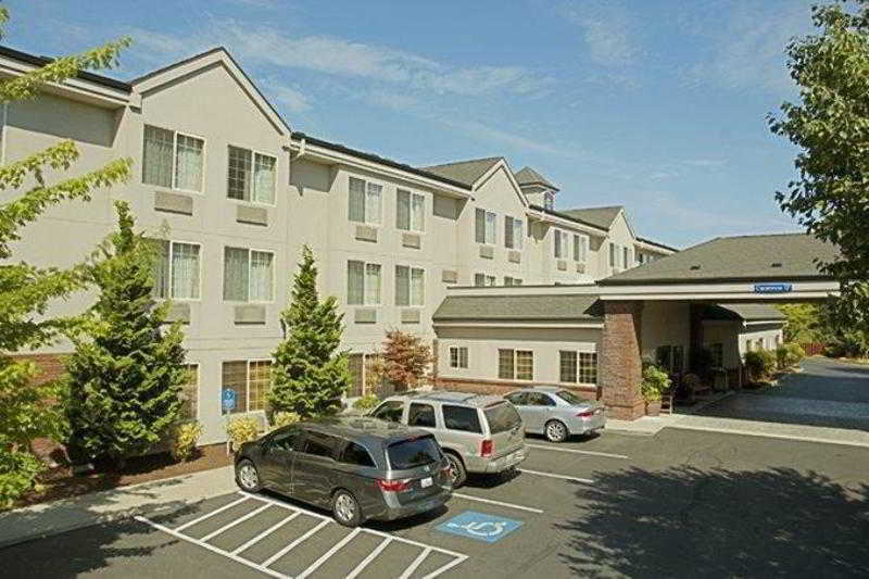 Best Western Plus Northwind Inn & Suites Tigard Exterior photo